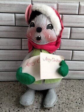 Vintage 1965 Annalee Christmas Caroler Mouse